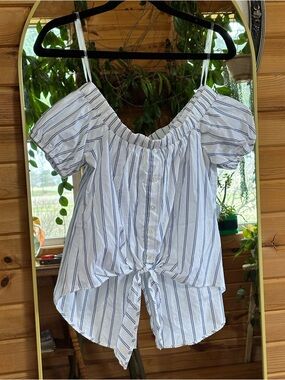 💋NWT Apricot Lane Off the Shoulder Top